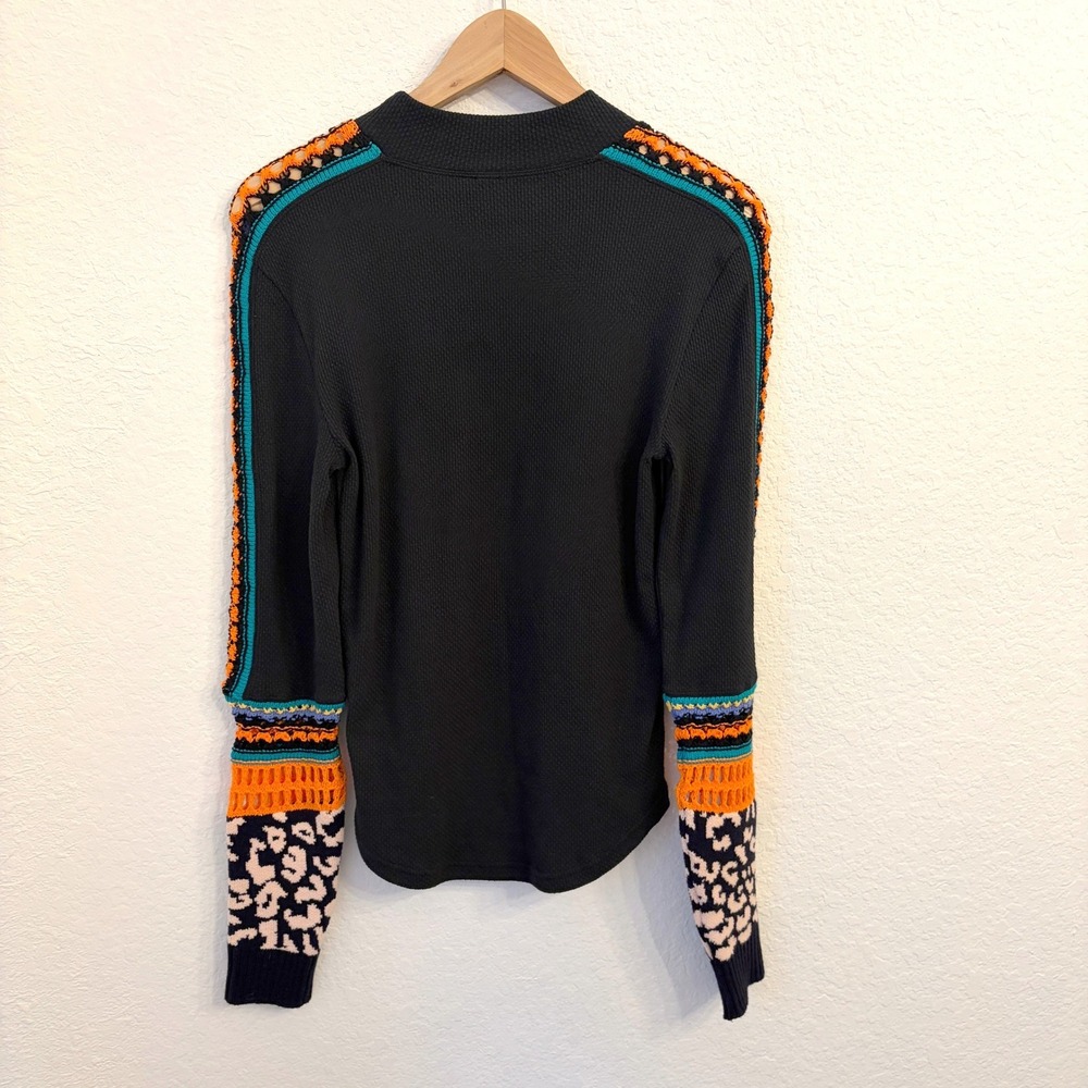Free People Switch It Up Mock Neck Thermal Top M Leopard Crochet Mixed Media - Picture 6 of 13
